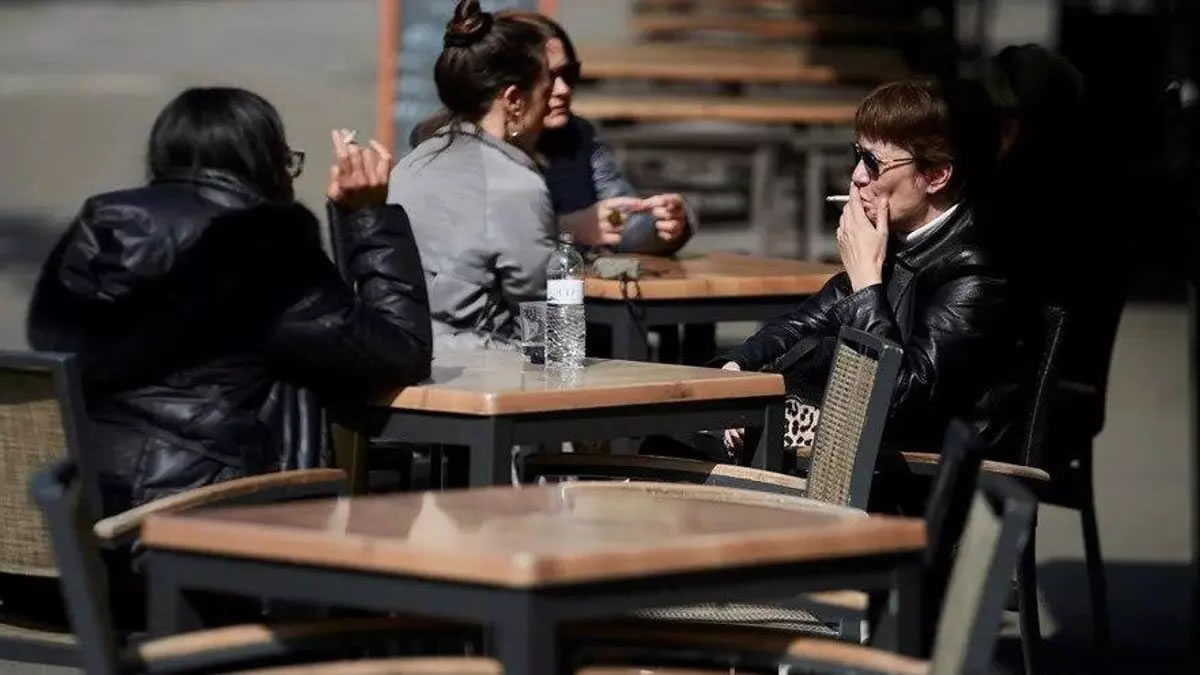 Spain Vaping Ban Outdoor Smoking Law