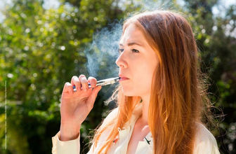 e-cigarettes smoking cessation, nicotine vape quit smoking